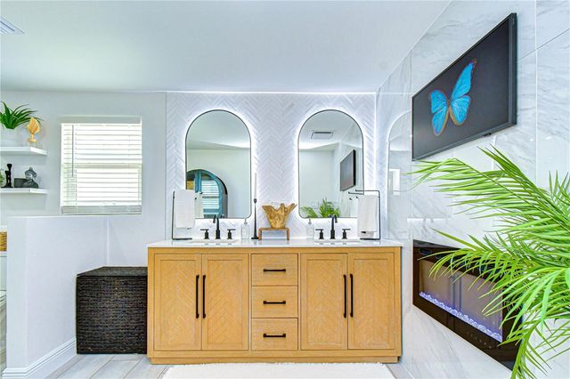 728 PRUITT DRIVE, Madeira Beach, FL 33708