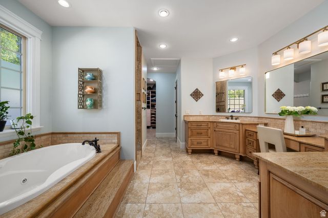 2840 COTTONWOOD CIR, Santa Clara, UT 84765