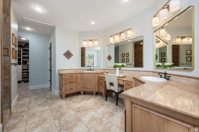 2840 COTTONWOOD CIR, Santa Clara, UT 84765