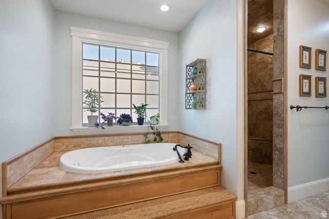 2840 COTTONWOOD CIR, Santa Clara, UT 84765