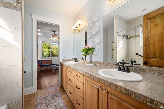 2840 COTTONWOOD CIR, Santa Clara, UT 84765