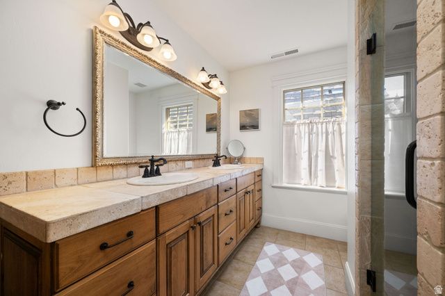 2840 COTTONWOOD CIR, Santa Clara, UT 84765