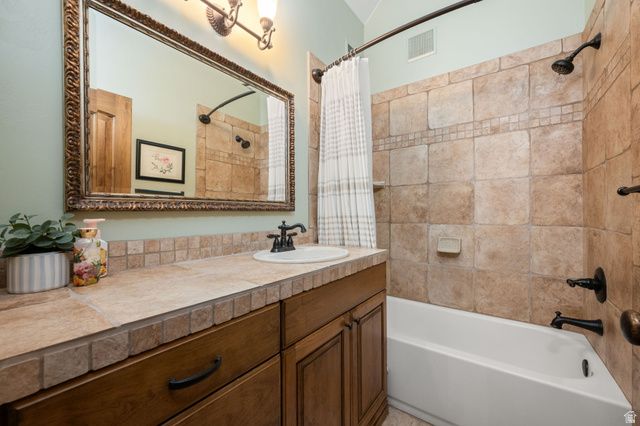 2840 COTTONWOOD CIR, Santa Clara, UT 84765