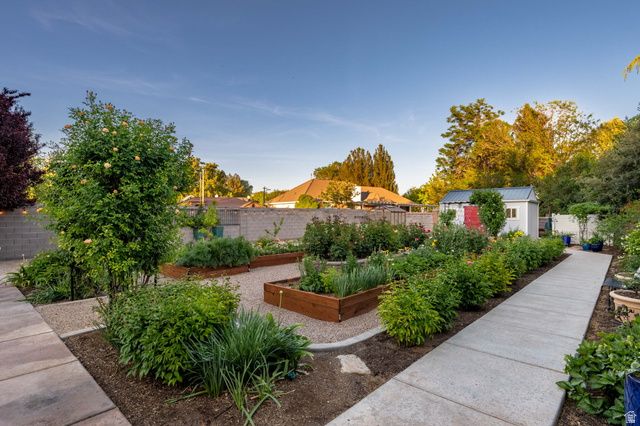 2840 COTTONWOOD CIR, Santa Clara, UT 84765