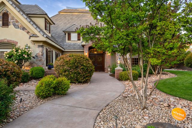 2840 COTTONWOOD CIR, Santa Clara, UT 84765