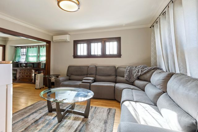 3905 Elliot Avenue, Minneapolis, MN 55407