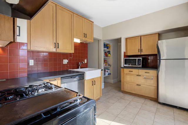 3905 Elliot Avenue, Minneapolis, MN 55407