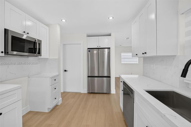 1502 SW 17th Ave, Boynton Beach, FL 33426