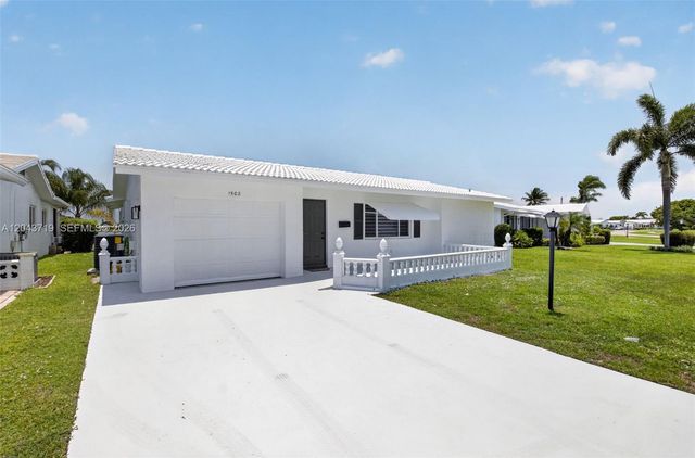 1502 SW 17th Ave, Boynton Beach, FL 33426