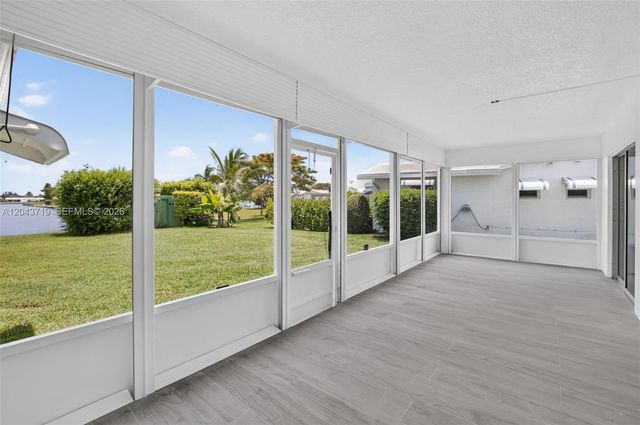 1502 SW 17th Ave, Boynton Beach, FL 33426
