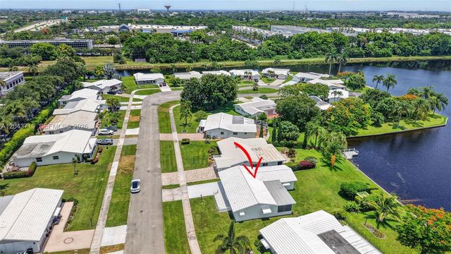 1502 SW 17th Ave, Boynton Beach, FL 33426