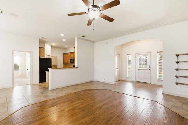 119 Cooperstown Drive, Springtown, TX 76082