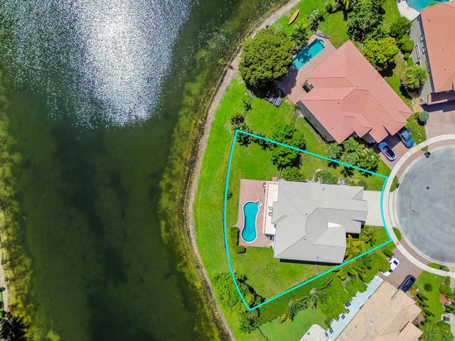 9133 Delemar Court, Wellington, FL 33414