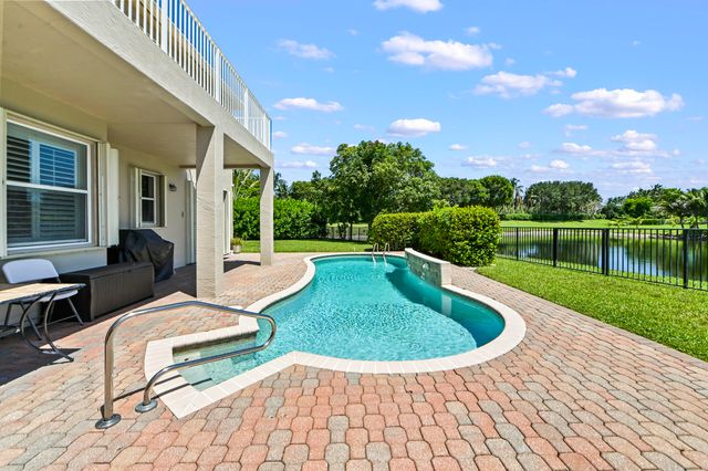 9133 Delemar Court, Wellington, FL 33414