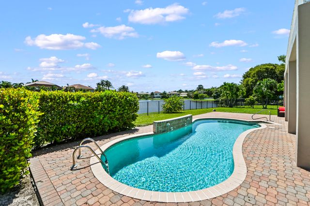 9133 Delemar Court, Wellington, FL 33414