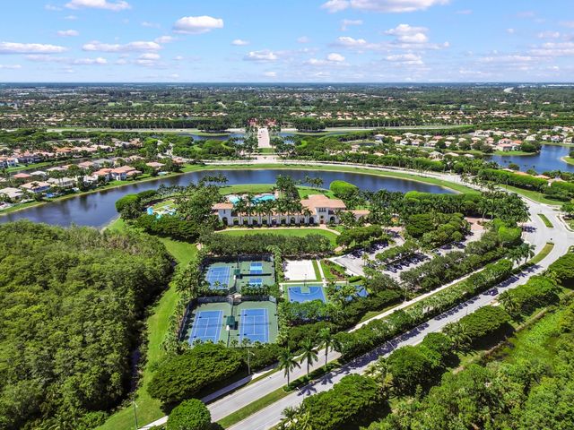 9133 Delemar Court, Wellington, FL 33414