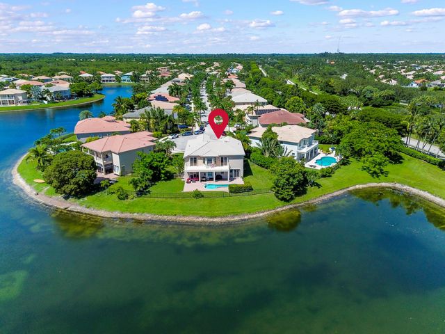 9133 Delemar Court, Wellington, FL 33414
