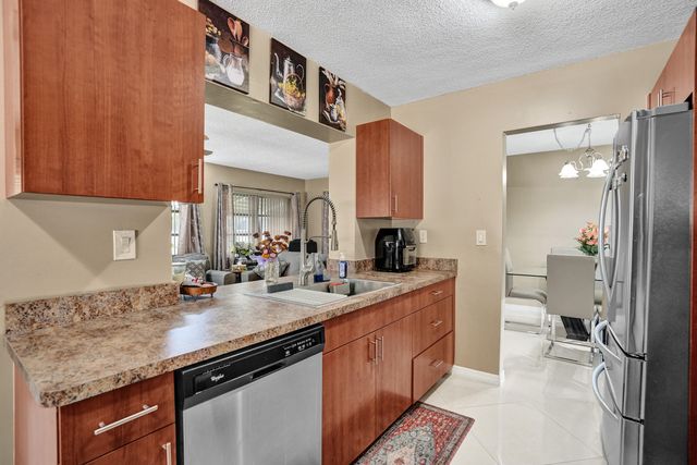 8513 NW 57th Court NW, Tamarac, FL 33321