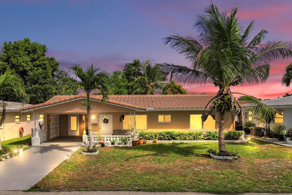 8513 NW 57th Court NW, Tamarac, FL 33321