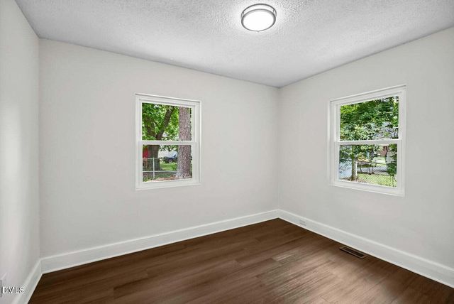 208 Fairview SW Avenue, Wilson, NC 27893