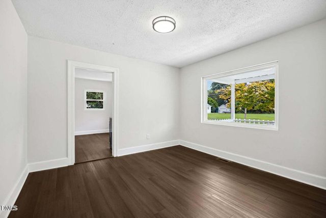 208 Fairview SW Avenue, Wilson, NC 27893