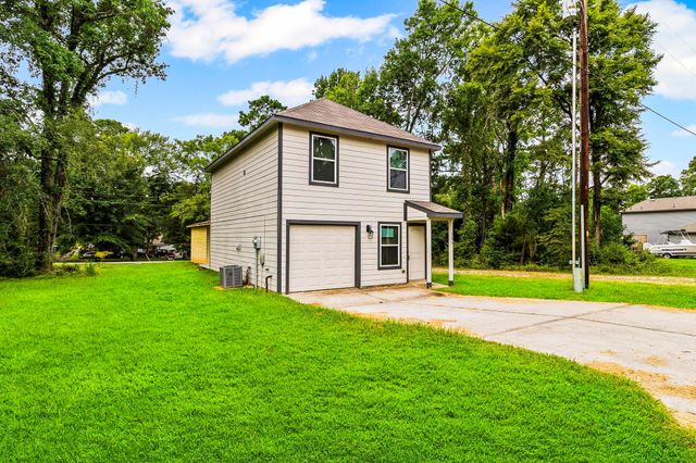 155 Cherry Tree, Livingston, TX 77351