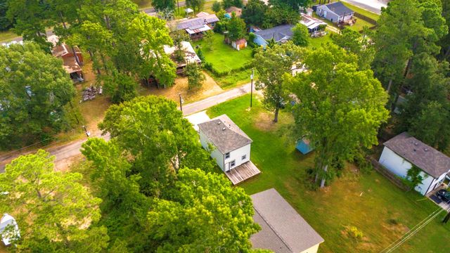 155 Cherry Tree, Livingston, TX 77351