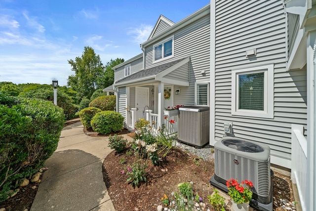84 Westcliff 84, Plymouth, MA 02360