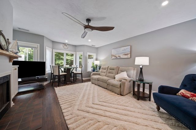 84 Westcliff 84, Plymouth, MA 02360