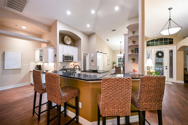 12012 LONGVIEW LAKE CIRCLE, Bradenton, FL 34211