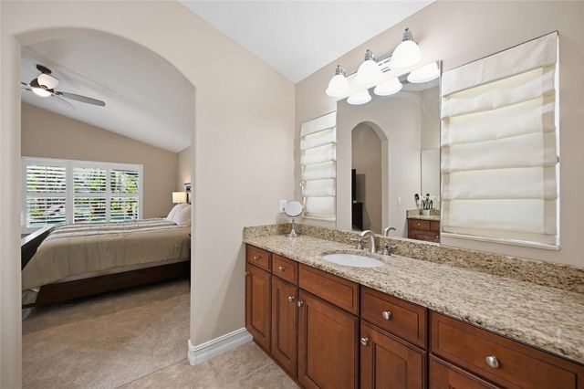 12012 LONGVIEW LAKE CIRCLE, Bradenton, FL 34211