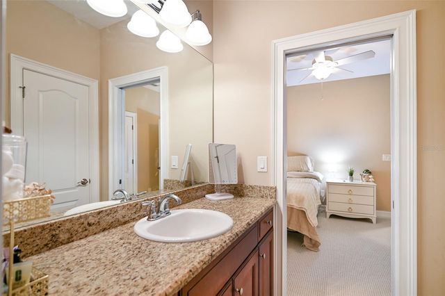 12012 LONGVIEW LAKE CIRCLE, Bradenton, FL 34211