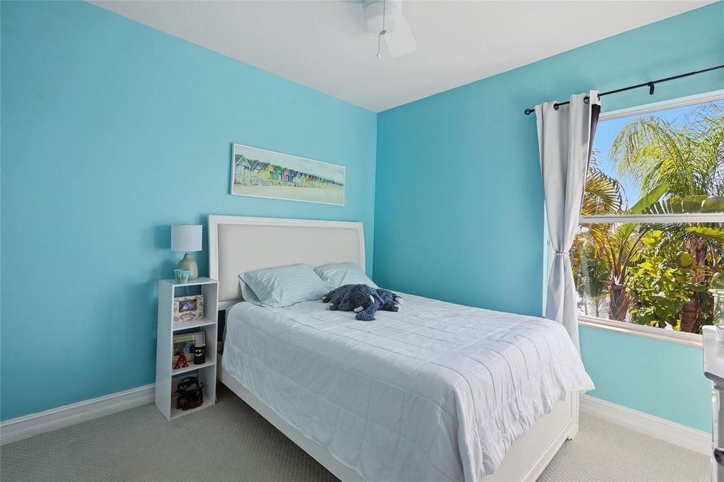 Image 43 of property listing at 12012 LONGVIEW LAKE CIRCLE, Bradenton, FL 34211