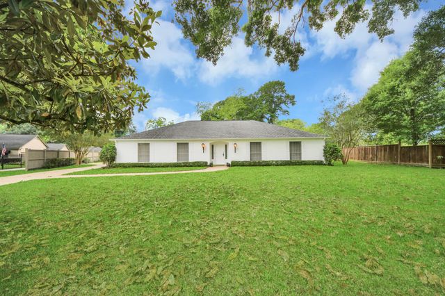 904 Victoria Drive, Richmond, TX 77469