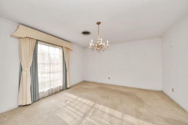 904 Victoria Drive, Richmond, TX 77469