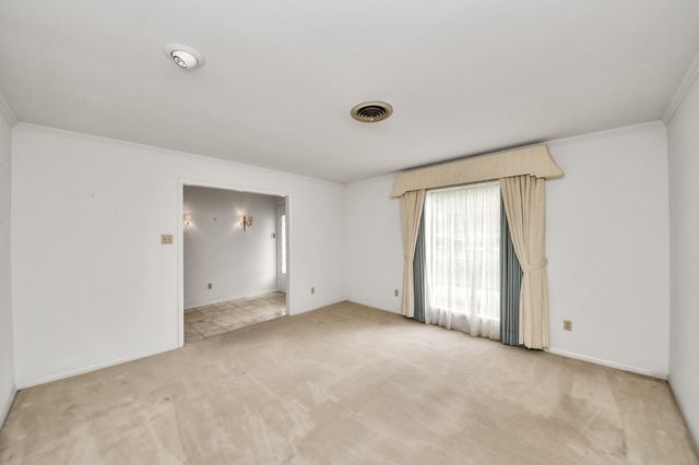 904 Victoria Drive, Richmond, TX 77469