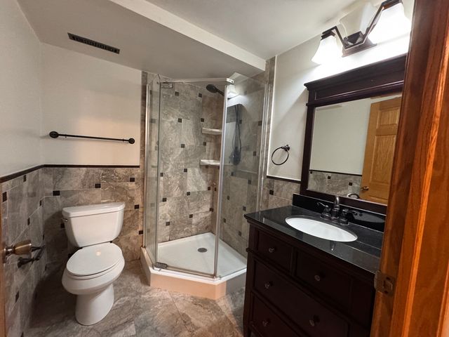 1661 ESTATE Circle 1661, Naperville, IL 60565
