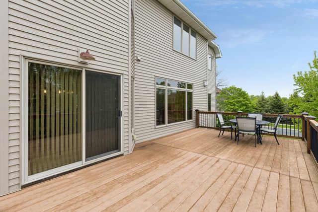 17701 76th Avenue N, Maple Grove, MN 55311