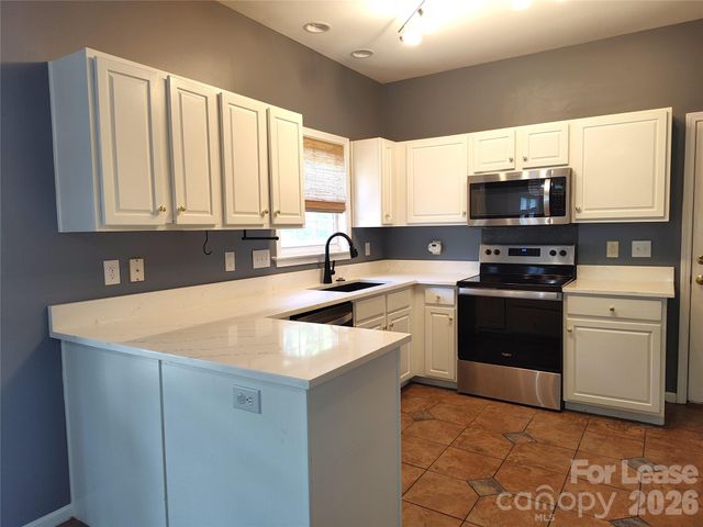 9405 Mitchell Glen Drive, Charlotte, NC 28277