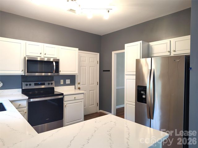 9405 Mitchell Glen Drive, Charlotte, NC 28277