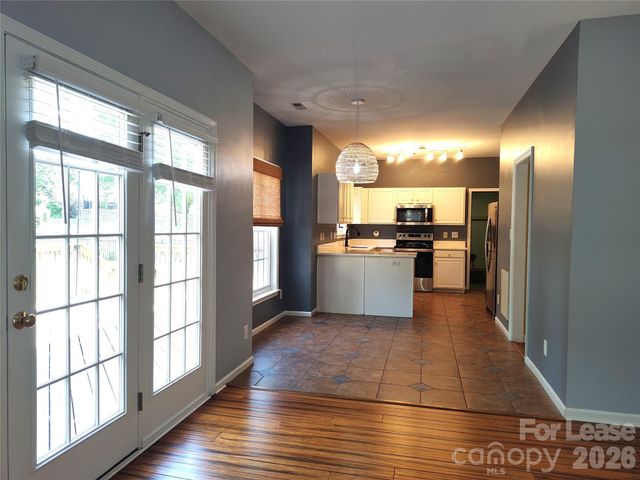 9405 Mitchell Glen Drive, Charlotte, NC 28277
