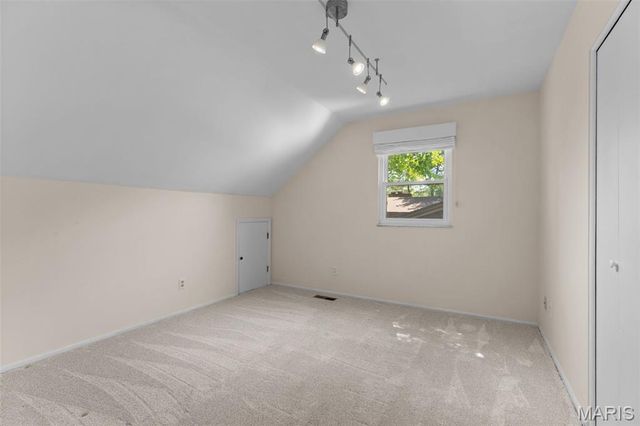 15574 Highcroft Drive, Chesterfield, MO 63017
