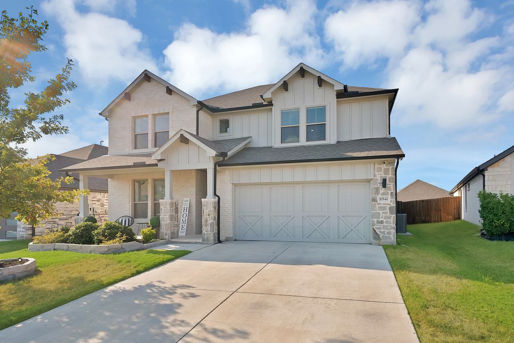 10541 Big Lagoon Drive, Fort Worth, TX 76179 — photo 2