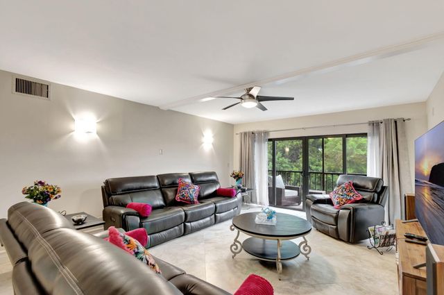 300 N A1A Highway 403 O, Jupiter, FL 33477