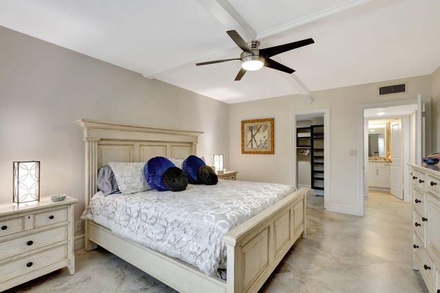300 N A1A Highway 403 O, Jupiter, FL 33477