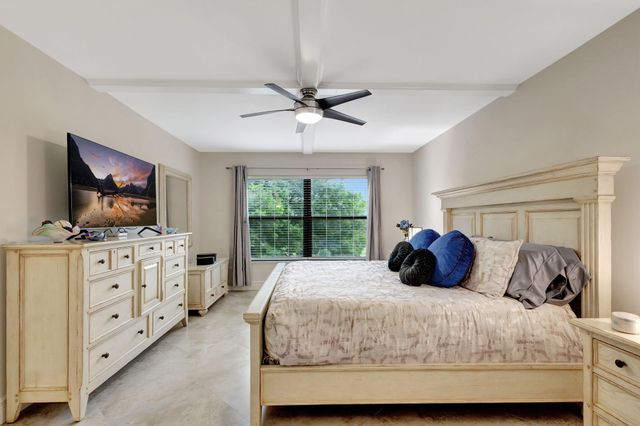 300 N A1A Highway 403 O, Jupiter, FL 33477