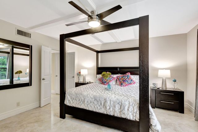 300 N A1A Highway 403 O, Jupiter, FL 33477