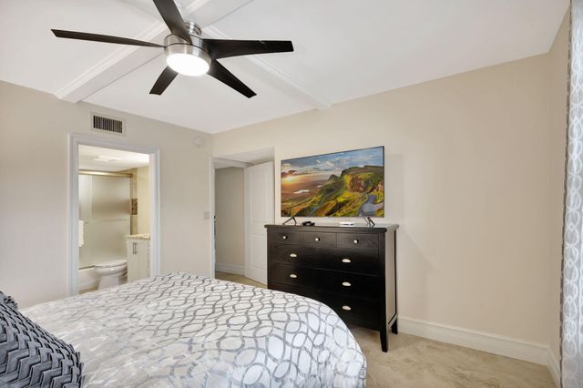 300 N A1A Highway 403 O, Jupiter, FL 33477