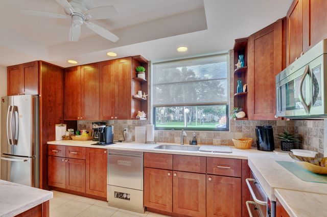 300 N A1A Highway 403 O, Jupiter, FL 33477