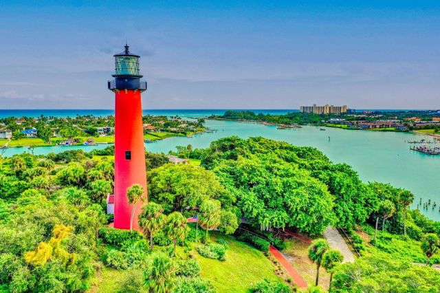 300 N A1A Highway 403 O, Jupiter, FL 33477